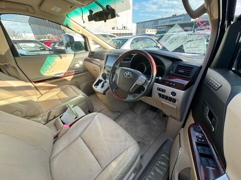 Toyota Alphard 350G L-PACKAGE TOP OF THE RANGE+GRADE 4B 16