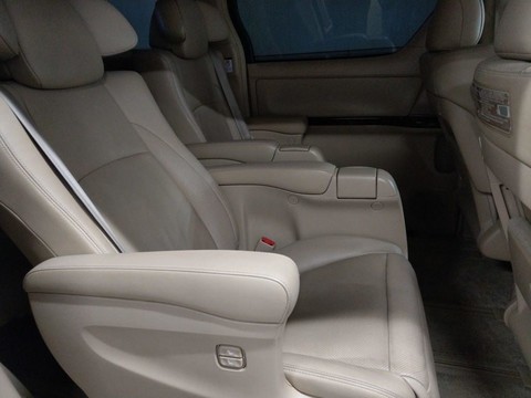 Toyota Alphard 350G L-PACKAGE TOP OF THE RANGE+GRADE 4B 37