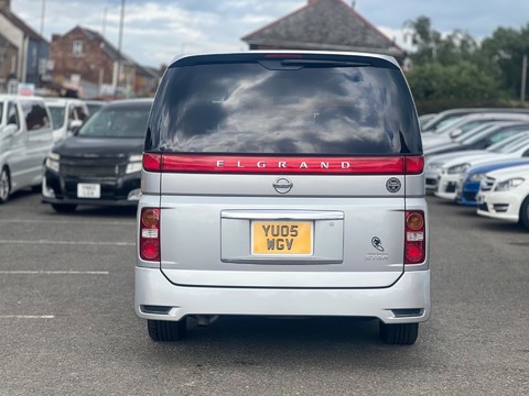 Nissan Elgrand HIGHWAY STAR+GRADE 4B+LOW MILES+WAX OIL+ 9