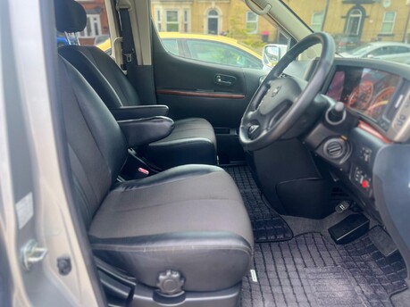 Nissan Elgrand HIGHWAY STAR+GRADE 4B+LOW MILES+WAX OIL+ 1