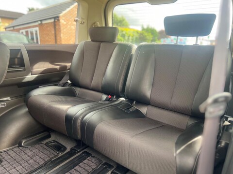 Nissan Elgrand HIGHWAY STAR+GRADE 4B+LOW MILES+WAX OIL+ 21