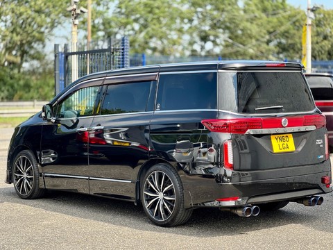 Nissan Elgrand HIGHWAY STAR V6 2