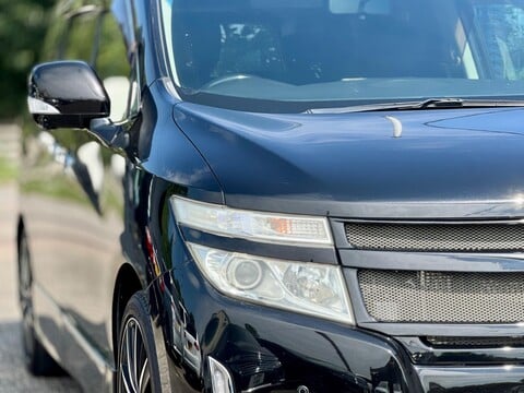 Nissan Elgrand HIGHWAY STAR V6 22