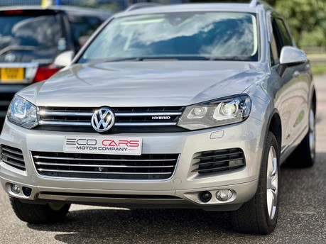 Volkswagen Touareg 3.0h TSI V6 Hybrid Tiptronic 4WD Euro 5 (s/s) 5dr 3