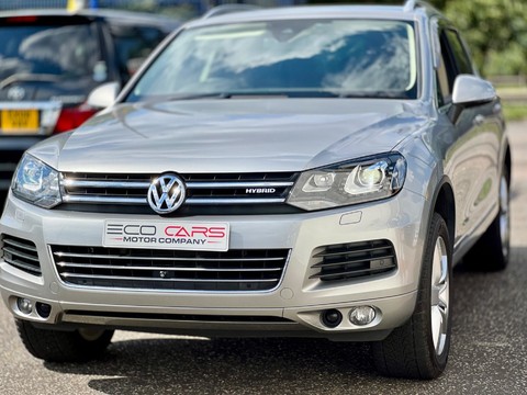 Volkswagen Touareg 3.0h TSI V6 Hybrid Tiptronic 4WD Euro 5 (s/s) 5dr 4