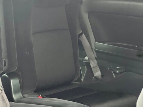 Toyota Vellfire V6 Sunroof 44