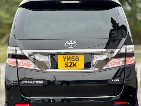 Toyota Vellfire V6 Sunroof 11