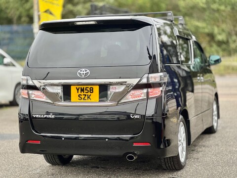 Toyota Vellfire V6 Sunroof 32