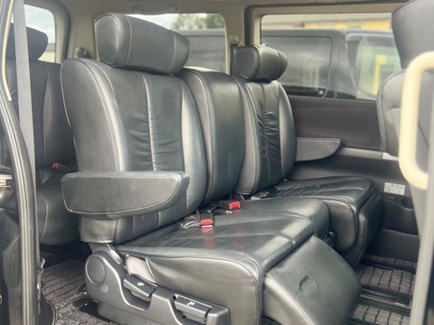 Nissan Elgrand +HIGHWAY STAR+GRADE 4B+HEATED SEATS+ 28