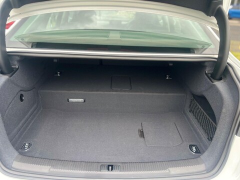 Audi A6 Self Charging Hybrid Petrol Sunroof 33