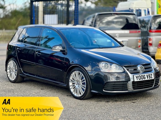 Volkswagen Golf 3.2 V6 R32 DSG 4Motion 5dr