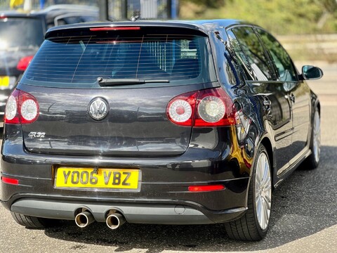 Volkswagen Golf 3.2 V6 R32 DSG 4Motion 5dr 29