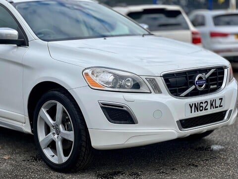 Volvo XC60 2.0 R-Design Powershift 22