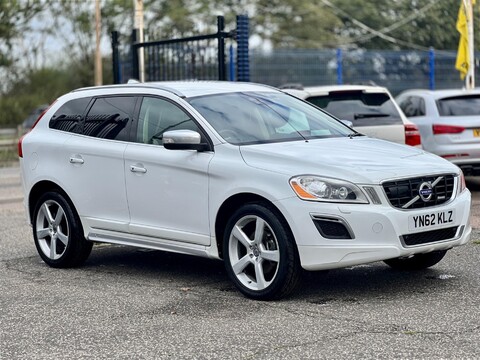 Volvo XC60 2.0 R-Design Powershift 21