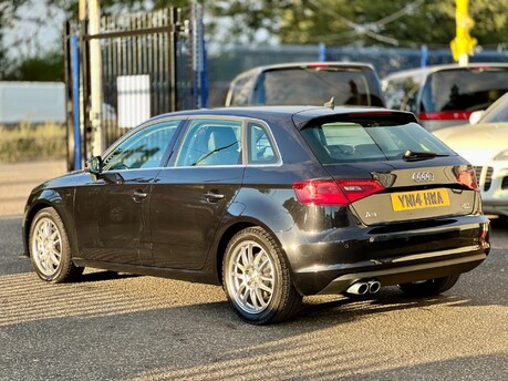 Audi A3 TFSI Sportback Tronic quattro 1