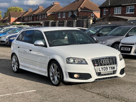 Audi S3 2.0 TFSI Sportback S Tronic quattro Euro 5 5dr 1