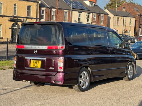 Nissan Elgrand 4WD+Red Leather+Highway Star+Wax Oil 9