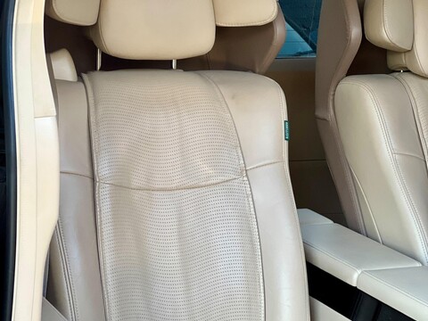 Toyota Vellfire V6 Royal Lounge Sunroof 23