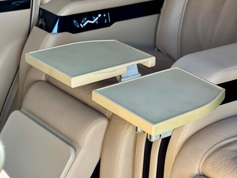 Toyota Vellfire V6 Royal Lounge Sunroof 21