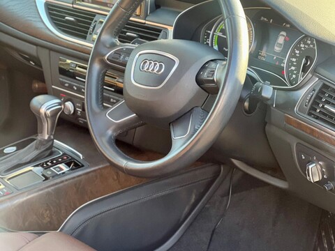 Audi A6 2.0 TFSI Tiptronic Euro 5 (s/s) 4dr 6