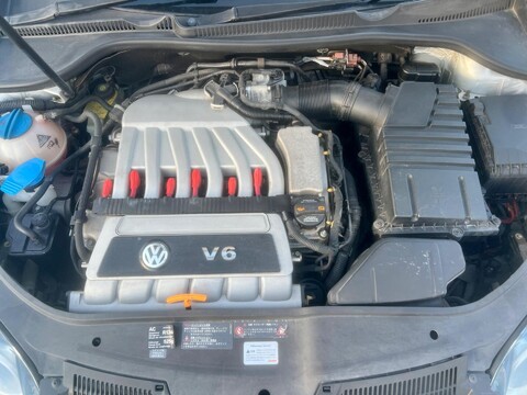 Volkswagen Golf 3.2 V6 R32 DSG 4Motion 5dr 23