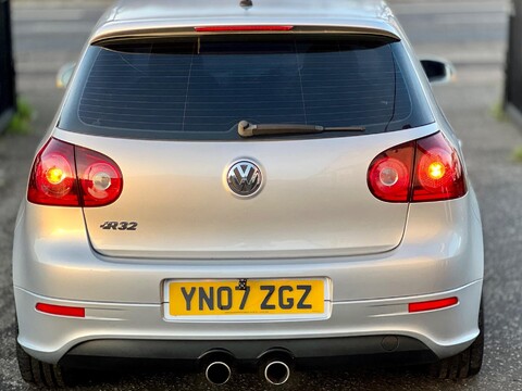 Volkswagen Golf 3.2 V6 R32 DSG 4Motion 5dr 38