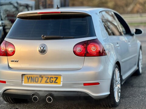 Volkswagen Golf 3.2 V6 R32 DSG 4Motion 5dr 40