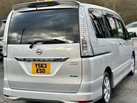 Nissan Serena 2.0 Petrol Hybrid 8 Seater Grade 4 12