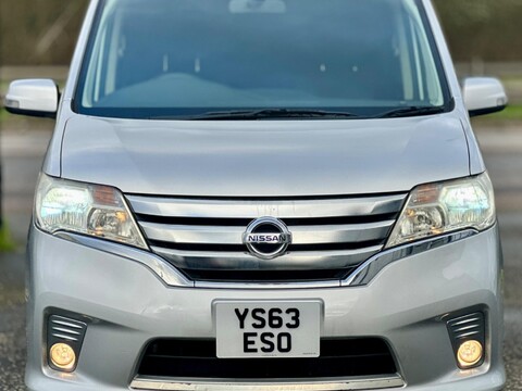 Nissan Serena 2.0 Petrol Hybrid 8 Seater 5