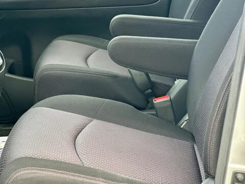 Nissan Serena 2.0 Petrol Hybrid 8 Seater 46