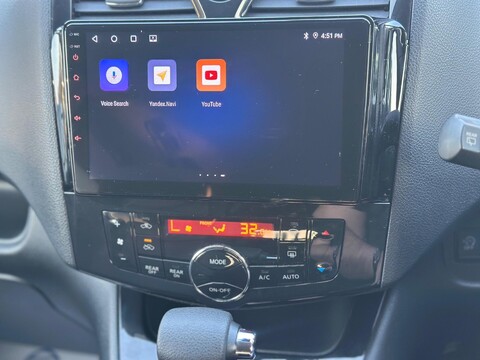 Nissan Serena 2.0 Petrol Hybrid 8 Seater 38