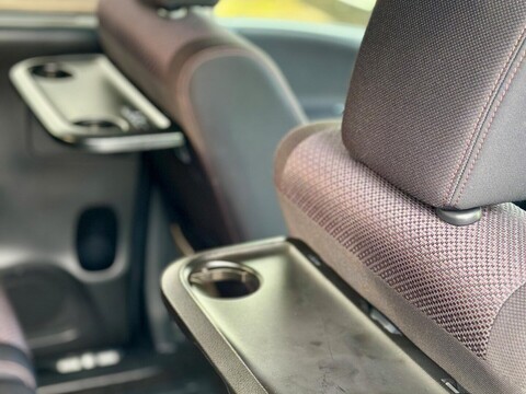 Nissan Serena 2.0 Petrol Hybrid 8 Seater 43