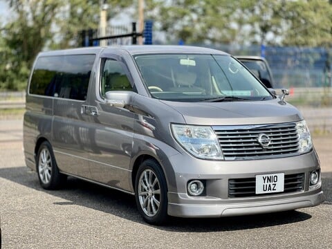 Nissan Elgrand HIGHWAY STAR V6 3.5 27