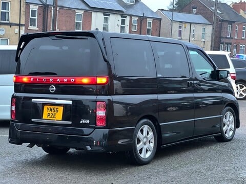 Nissan Elgrand 3.5 V6 HIGHWAY STAR+GRADE4+REPORT+ 12