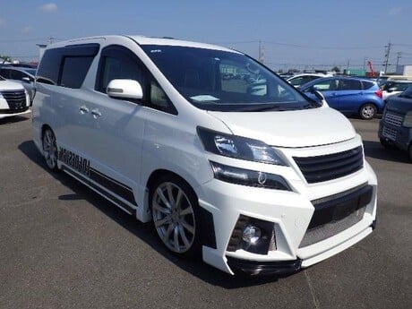 Toyota Vellfire +RARE+GRADE 4+BODY KIT+STUNNING+