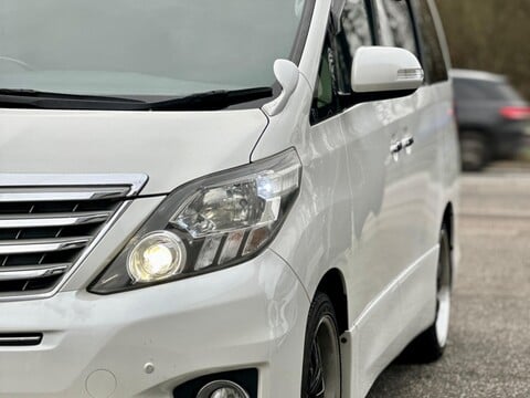 Toyota Alphard 10