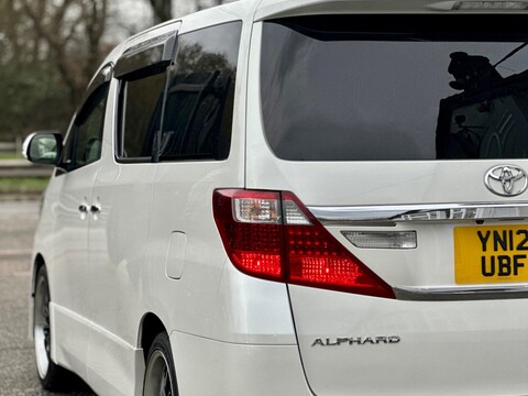 Toyota Alphard 8 SEATER+TWIN SUNROOF+RARE 11