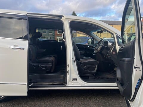 Nissan Elgrand HIGHWAY STAR+GRADE 4B+4WD+WAX OIL+ 14