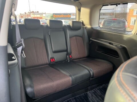 Nissan Elgrand HIGHWAY STAR+GRADE 4B+4WD+WAX OIL+ 17