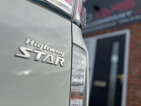 Nissan Elgrand HIGHWAY STAR+GRADE 4B+4WD+WAX OIL+ 30