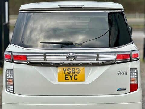 Nissan Elgrand HIGHWAY STAR+GRADE 4B+4WD+WAX OIL+ 34