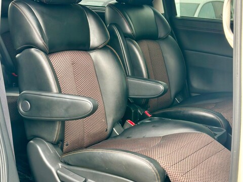 Nissan Elgrand HIGHWAY STAR+GRADE 4B+4WD+WAX OIL+ 45