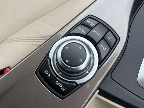 BMW 3 Series 320i LUXURY GT Auto 14