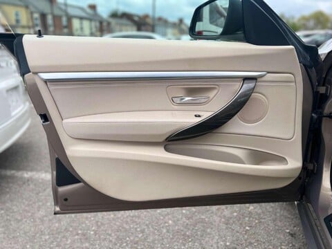 BMW 3 Series 320i LUXURY GT Auto 33