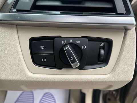 BMW 3 Series 320i LUXURY GT Auto 37