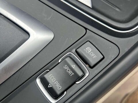 BMW 3 Series 320i LUXURY GT Auto 38