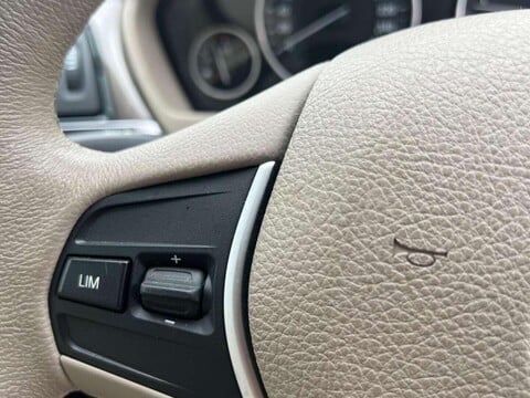 BMW 3 Series 320i LUXURY GT Auto 40