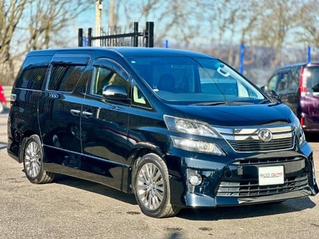 Toyota Vellfire Golden Eyes II Edition 3