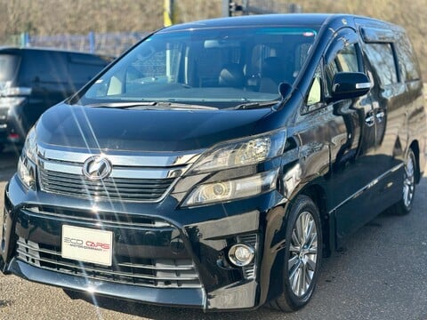 Toyota Vellfire Golden Eyes II Edition 6