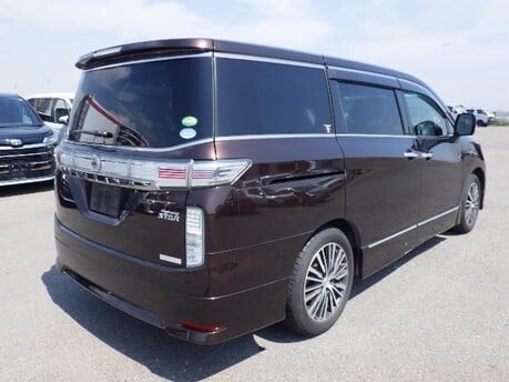 Nissan Elgrand +GRADE 4 HIGHWAY STAR+3.5 V6+VERIFIED+ 4